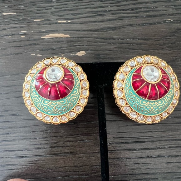 Kundan oversized studs excellent quality - Picture 1 of 7